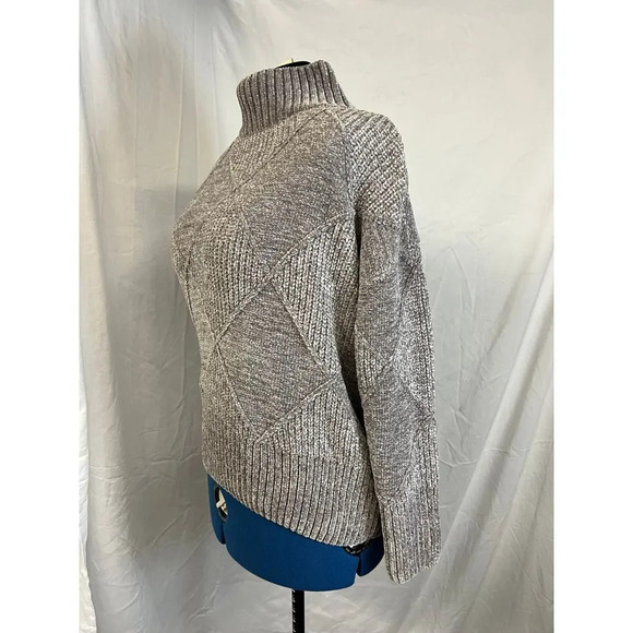 Cozy Diamond Pattern Knit Sweater Gray Pullover Crew Neck Long Sleeve sweater - Picture 2 of 4